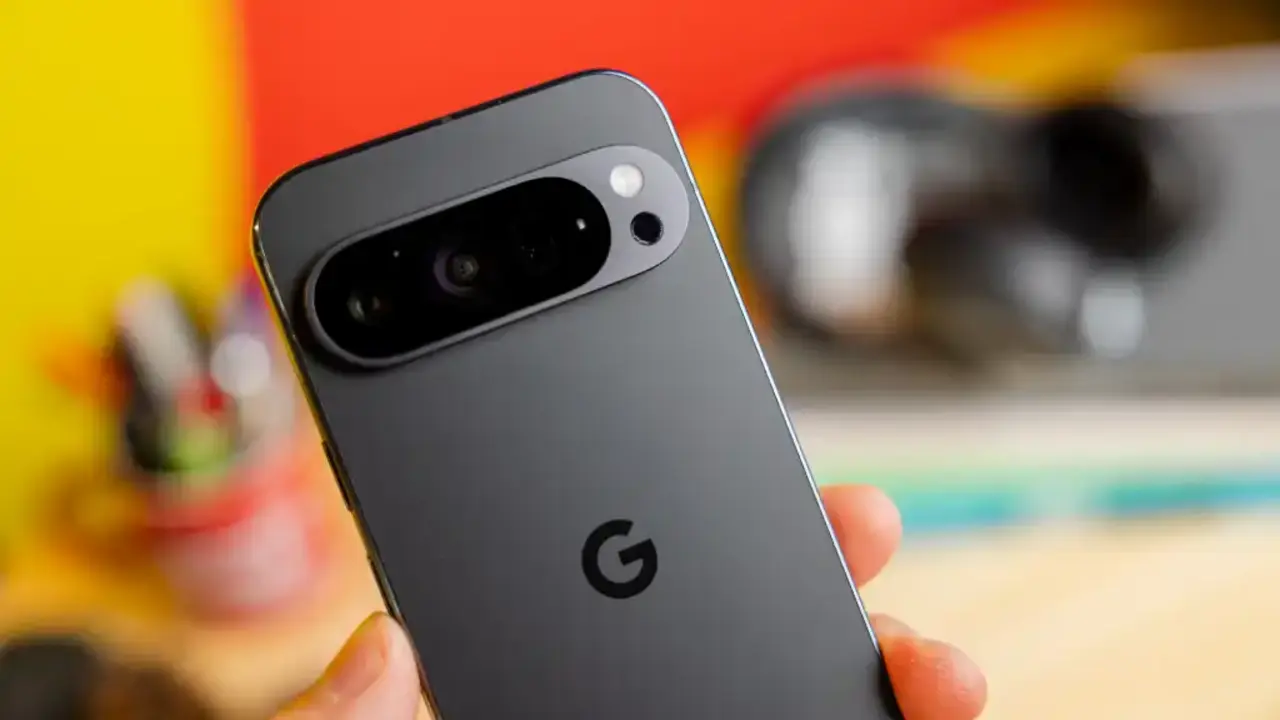 Google Pixel 10 Lansmanı Ağustos Başlarında Bekleniyor: iPhone 17’nin Rakibi Hakkında Bildiklerimiz
